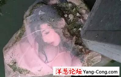 沂河惊现一“女子”，赤身裸体，看到的人都羞红了脸(4)