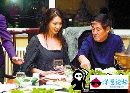 震惊！图揭赵本山背后的女人们(8)