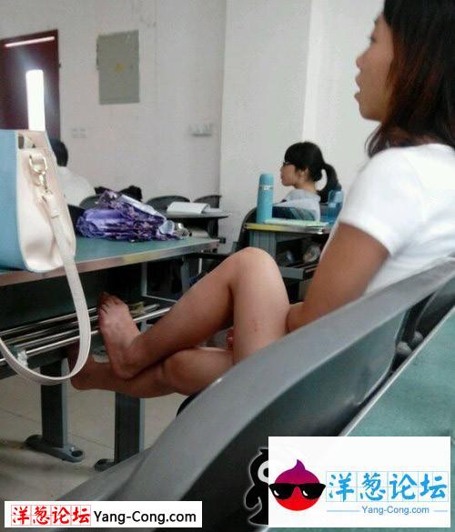 上课认真听课的好学生，就是男人了点