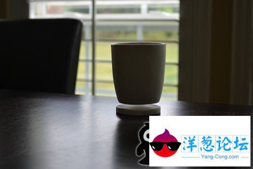 你开，悬浮起来的茶杯。