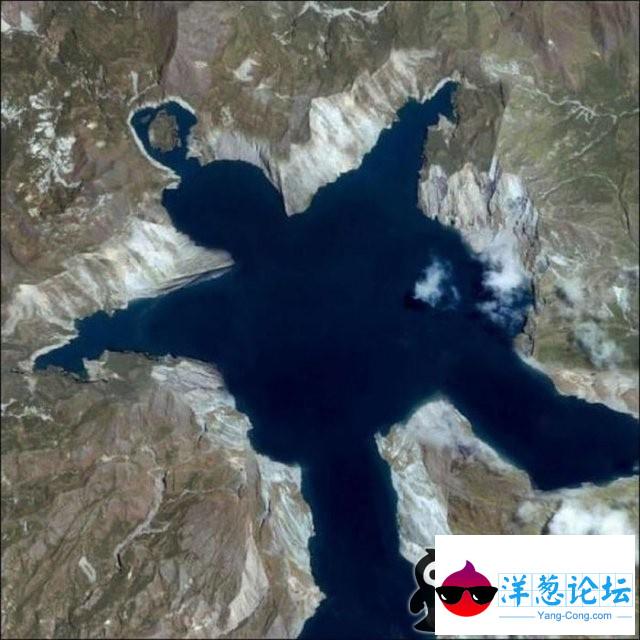 有人从外太空摔下来过吗